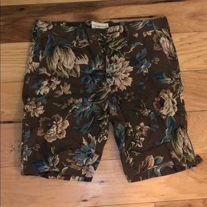 Men’s flat front shorts